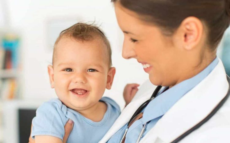 4 Alasan Mengapa Anda Harus Mengunjungi Dokter Spesialis Anak